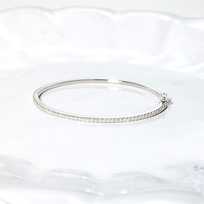 画像：Diamond bangle Large2