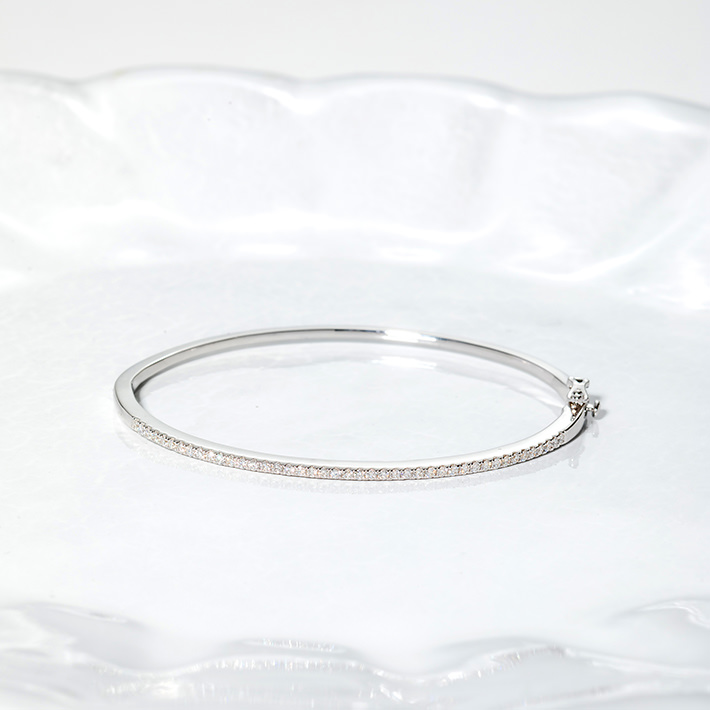 画像：Diamond bangle Small2